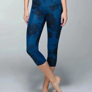 Lululemon Wunder Under Crop II Full-On Luxtreme Jumbo Inky Floral Black leggin 6